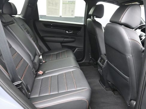 Used 2024 Honda CR-V Sport Touring image 8