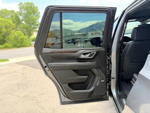 Used 2022 Chevrolet Tahoe Z71 AWD/4WD image 29