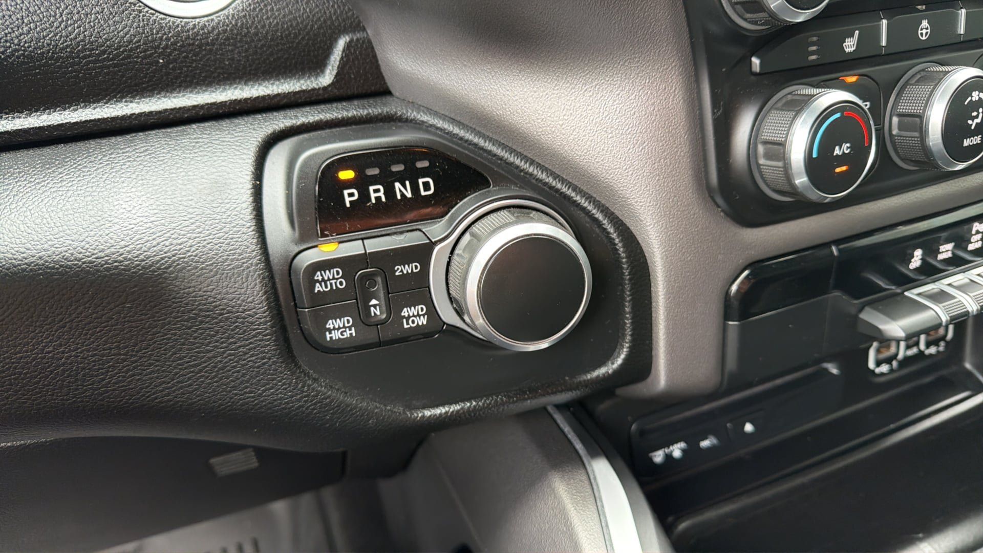 Used 2019 RAM 1500 Big Horn AWD/4WD image 23