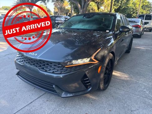 Used 2022 Kia K5 LXS FWD image 1