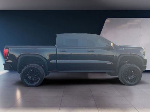 Used 2025 GMC Sierra 1500 AT4 w/ AT4 Premium Package image 6