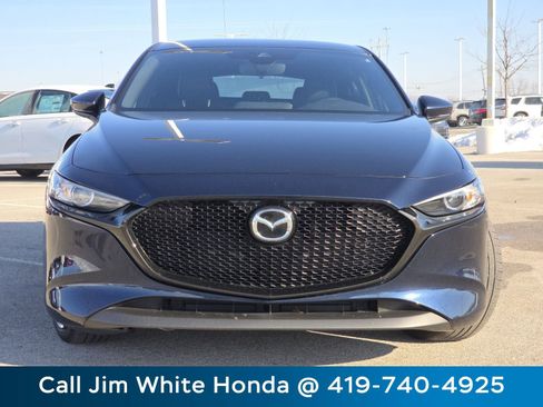 Used 2023 MAZDA MAZDA3 s image 13