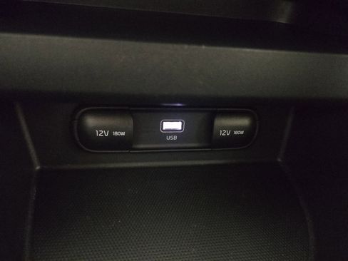 Used 2024 Kia Seltos LX image 27