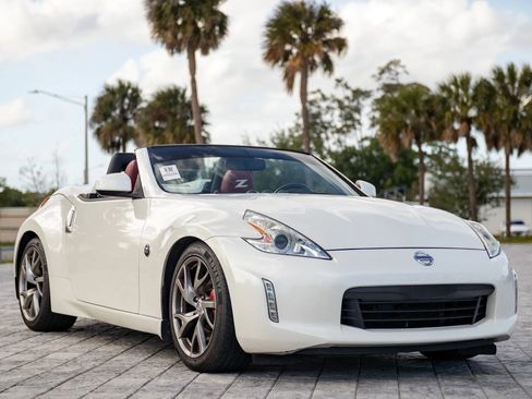 Used 2013 Nissan 370Z Touring w/ Sport Pkg image 1
