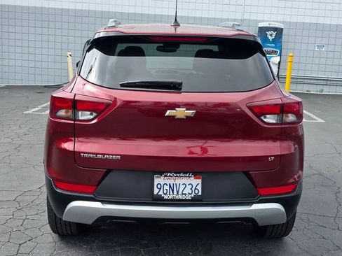 Used 2023 Chevrolet TrailBlazer LT w/ Convenience Package FWD image 6