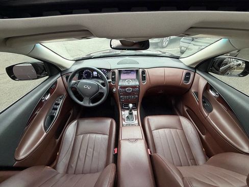 Used 2017 INFINITI QX50 AWD w/ Premium Plus Package image 4