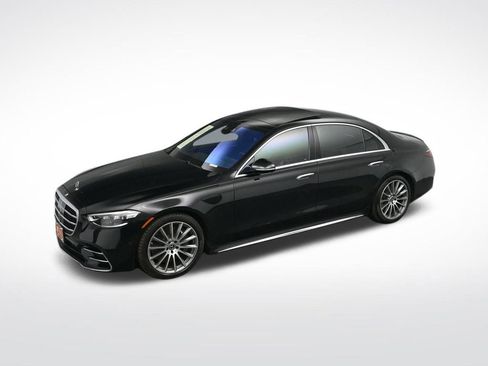 Used 2022 Mercedes-Benz S 580 4MATIC Sedan w/ AMG Line Package image 60