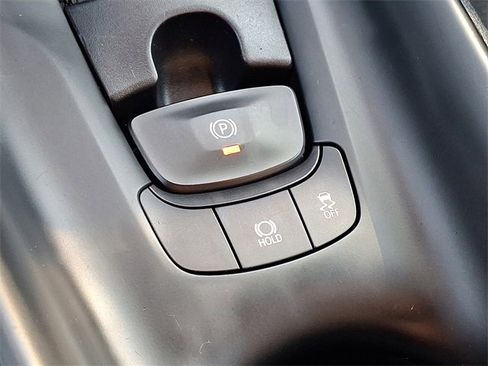 Used 2018 Toyota C-HR XLE image 24