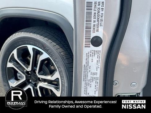 Used 2023 Jeep Compass Limited AWD/4WD image 38