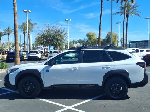 Used 2024 Subaru Outback Wilderness image 7