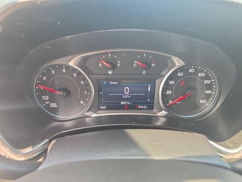 Used 2019 Chevrolet Equinox LT AWD/4WD image 17