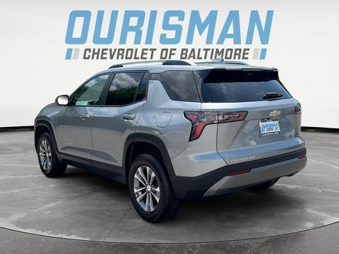 Used 2025 Chevrolet Equinox LT w/ Convenience Package II AWD/4WD image 4