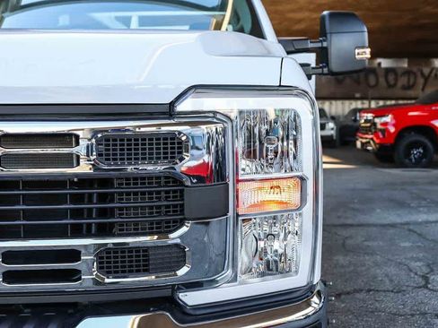 New 2026 Ford F350 XL w/ XL Chrome Package image 7