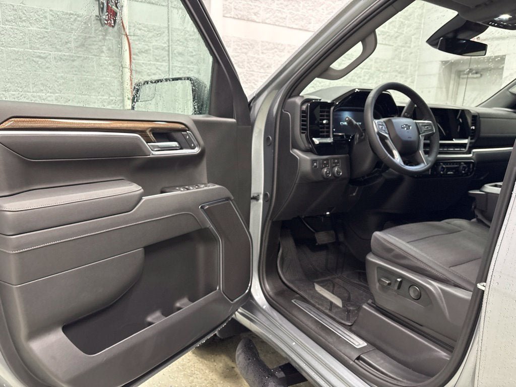 New 2026 Chevrolet Silverado 1500 RST w/ RST Select Package AWD/4WD image 15