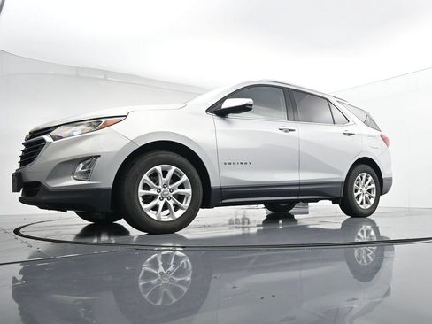 Used 2018 Chevrolet Equinox LT w/ Sun & Infotainment Package FWD image 34