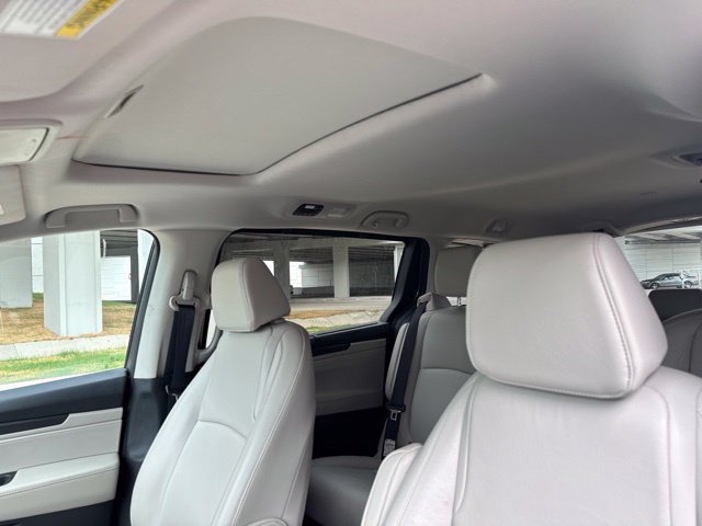 Used 2025 Honda Odyssey EX-L image 8
