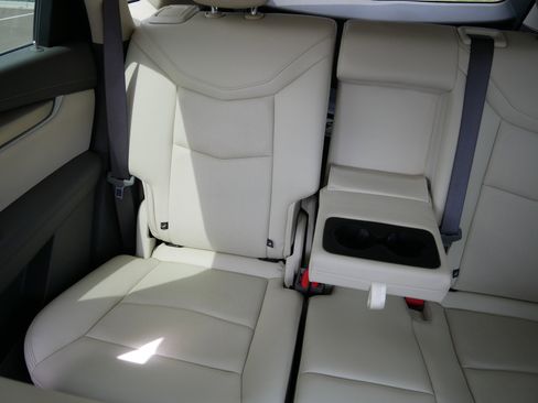 Certified 2023 Cadillac XT5 Premium Luxury w/ Technology Package AWD/4WD image 10