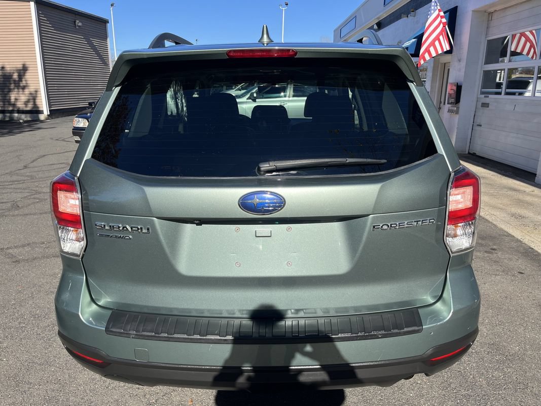 Used 2018 Subaru Forester 2.5i Premium w/ All-Weather Package AWD/4WD image 22