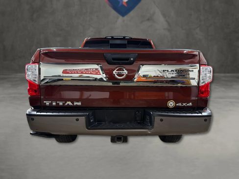 Used 2019 Nissan Titan Platinum Reserve w/ Platinum Utility Package image 13