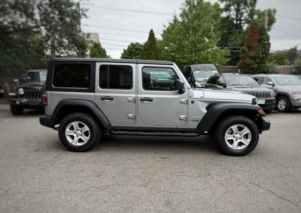 Used 2020 Jeep Wrangler Unlimited Sport S AWD/4WD image 4
