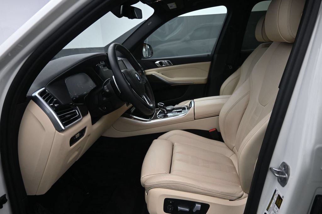 Used 2022 BMW X5 sDrive40i w/ Premium Package RWD image 11