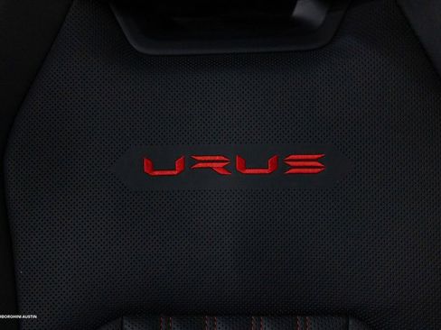 Used 2023 Lamborghini Urus Performante AWD/4WD image 54