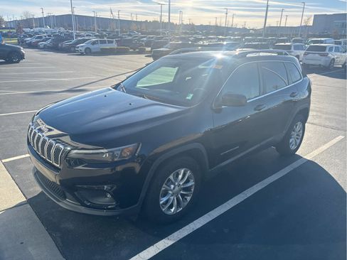 Used 2019 Jeep Cherokee Latitude w/ Popular Appearance Group image 38