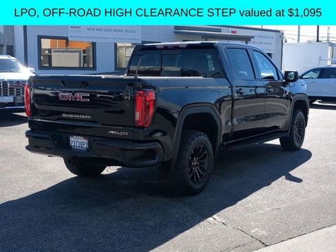 Used 2022 GMC Sierra 1500 AT4X image 7