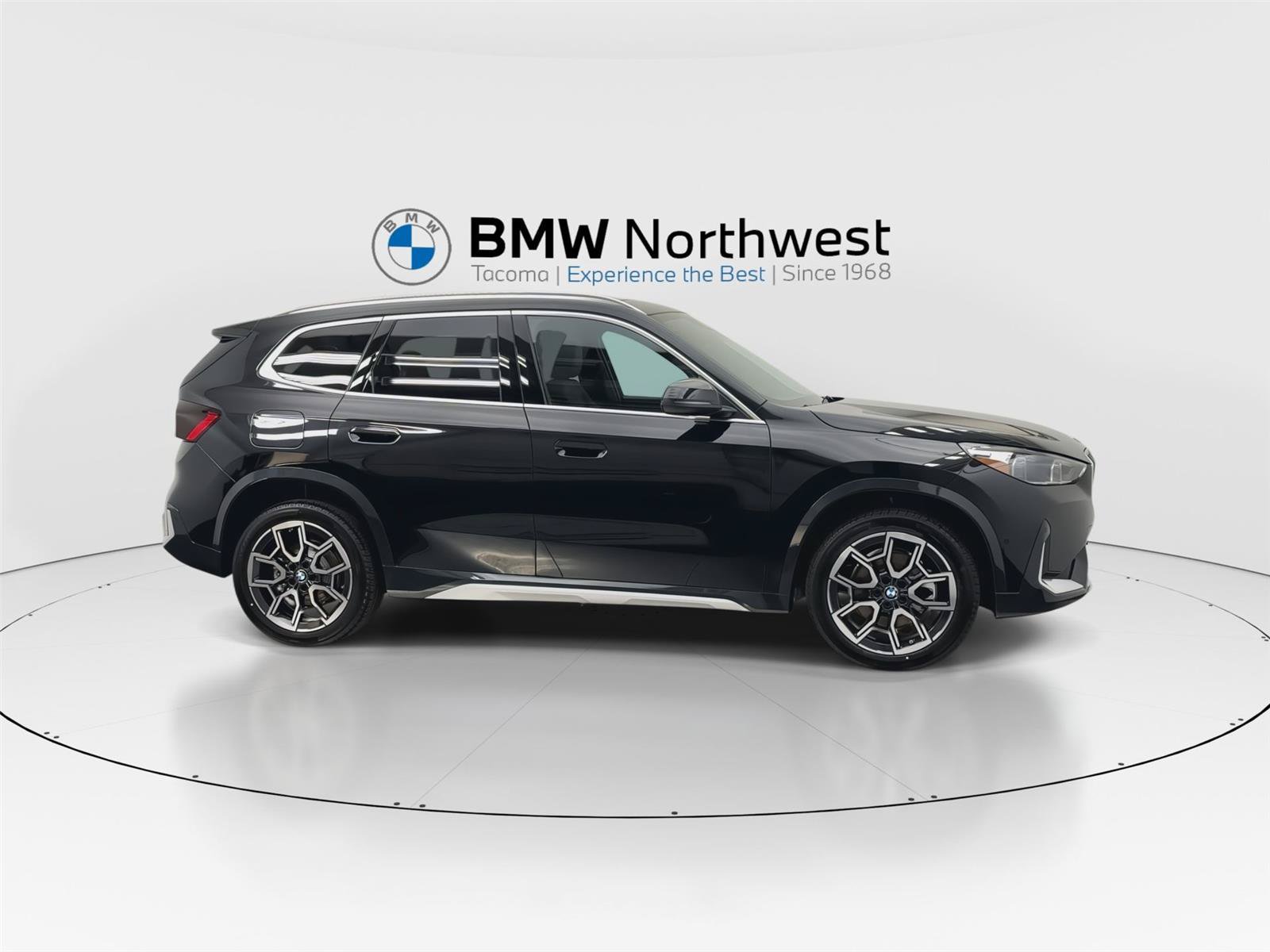 Used 2026 BMW X1 xDrive28i w/ Convenience Package AWD/4WD image 5