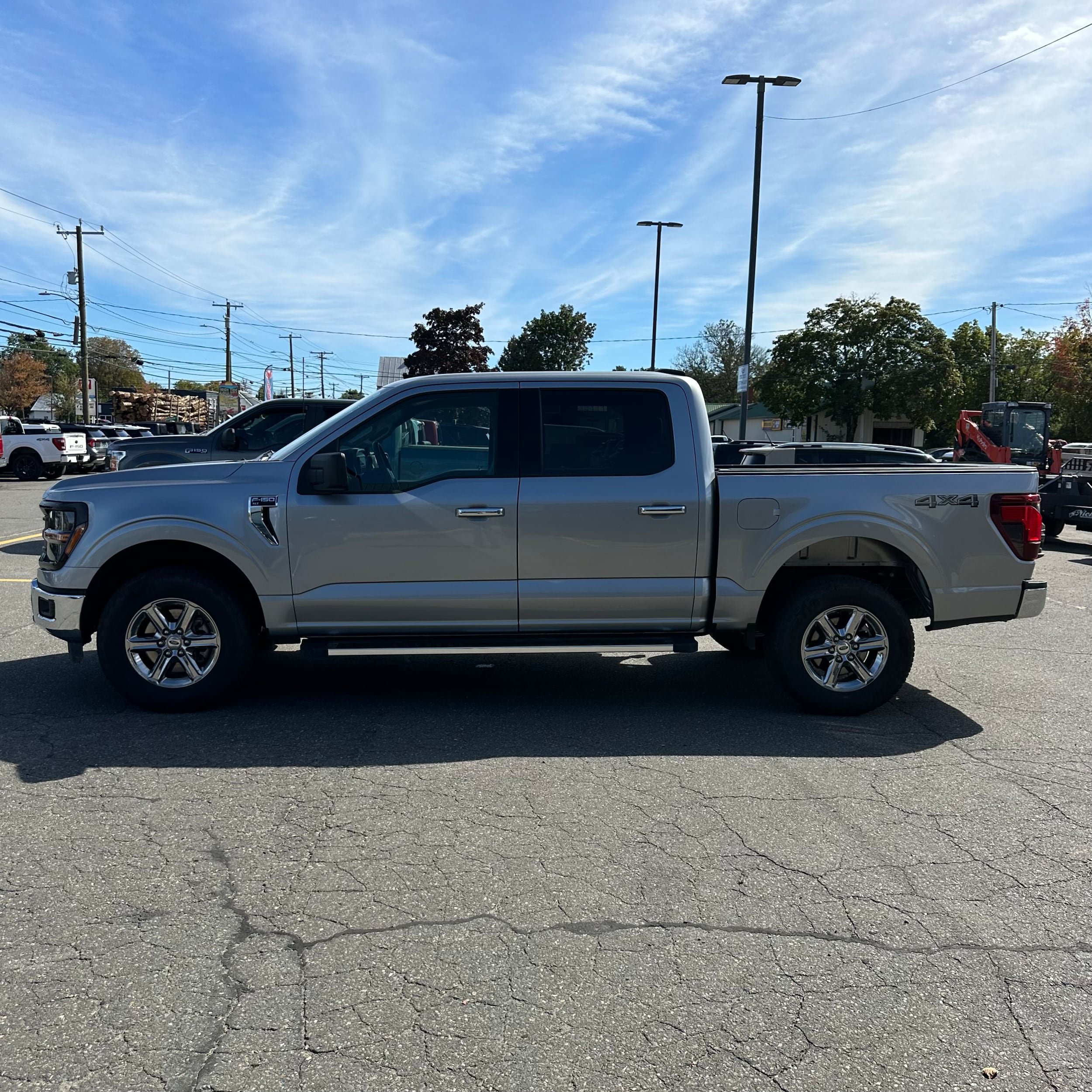 Used 2025 Ford F150 XLT w/ Equipment Group 301A Standard AWD/4WD image 6