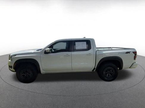 Used 2026 Nissan Frontier PRO-4X AWD/4WD image 7