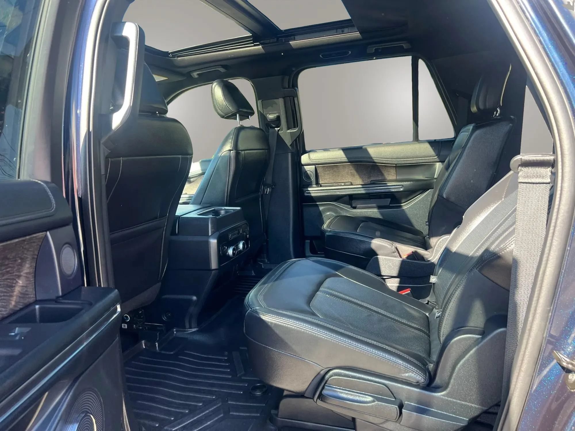 Used 2021 Ford Expedition Max Limited AWD/4WD image 28