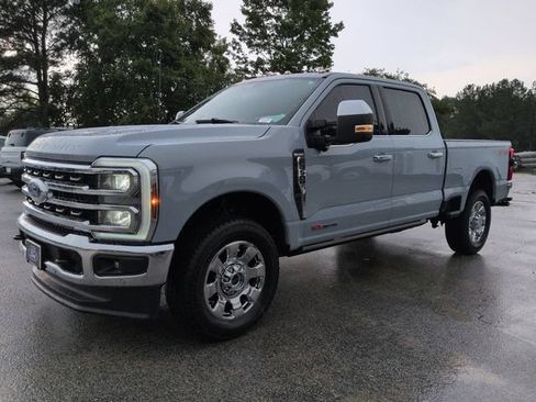 Certified 2025 Ford F350 King Ranch w/ Chrome Package AWD/4WD image 8