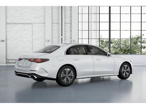 Certified 2025 Mercedes-Benz E 350 4MATIC Sedan image 20