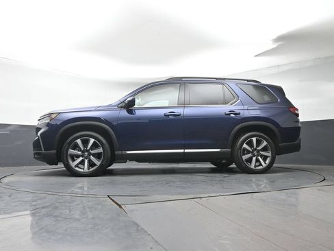 Certified 2024 Honda Pilot Touring image 32