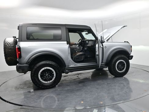 Used 2023 Ford Bronco Outer Banks w/ Sasquatch Package image 51
