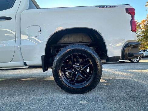 Used 2019 Chevrolet Silverado 1500 Custom Trail Boss w/ Custom Convenience Package image 36