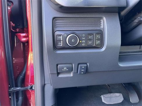 New 2026 Ford F250 Lariat w/ Black Appearance Package image 15