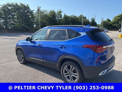 Used 2022 Kia Seltos S FWD image 5