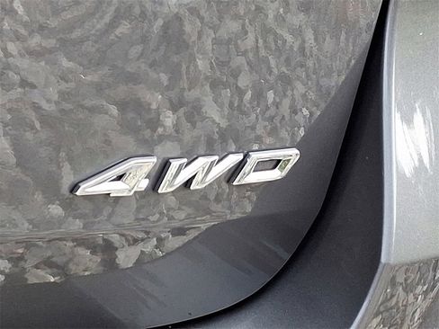 Used 2021 Ford Explorer XLT w/ Equipment Group 202A image 34