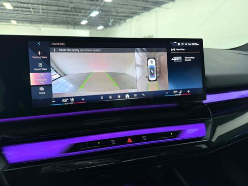 Used 2024 BMW i5 eDrive40i RWD image 21