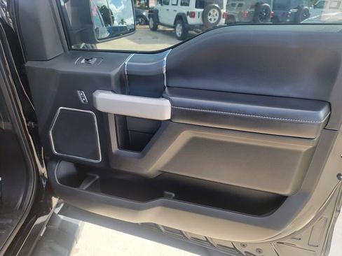 Used 2018 Ford F150 Lariat w/ Equipment Group 502A Luxury AWD/4WD image 12
