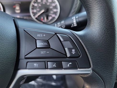 Certified 2024 Nissan Sentra SV image 7