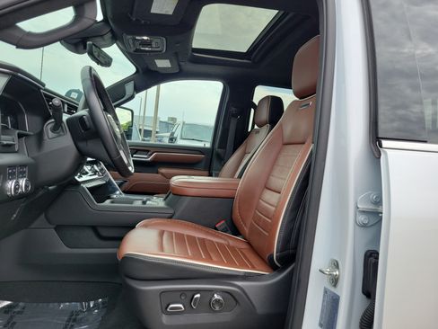 Used 2025 GMC Sierra 2500 Denali Ultimate AWD/4WD image 19