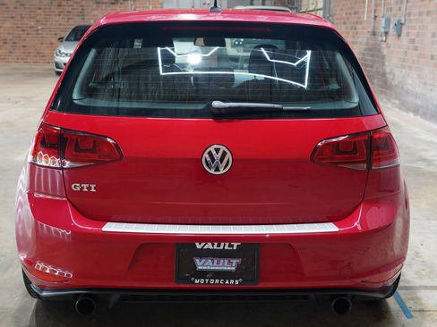 Used 2016 Volkswagen GTI S image 13
