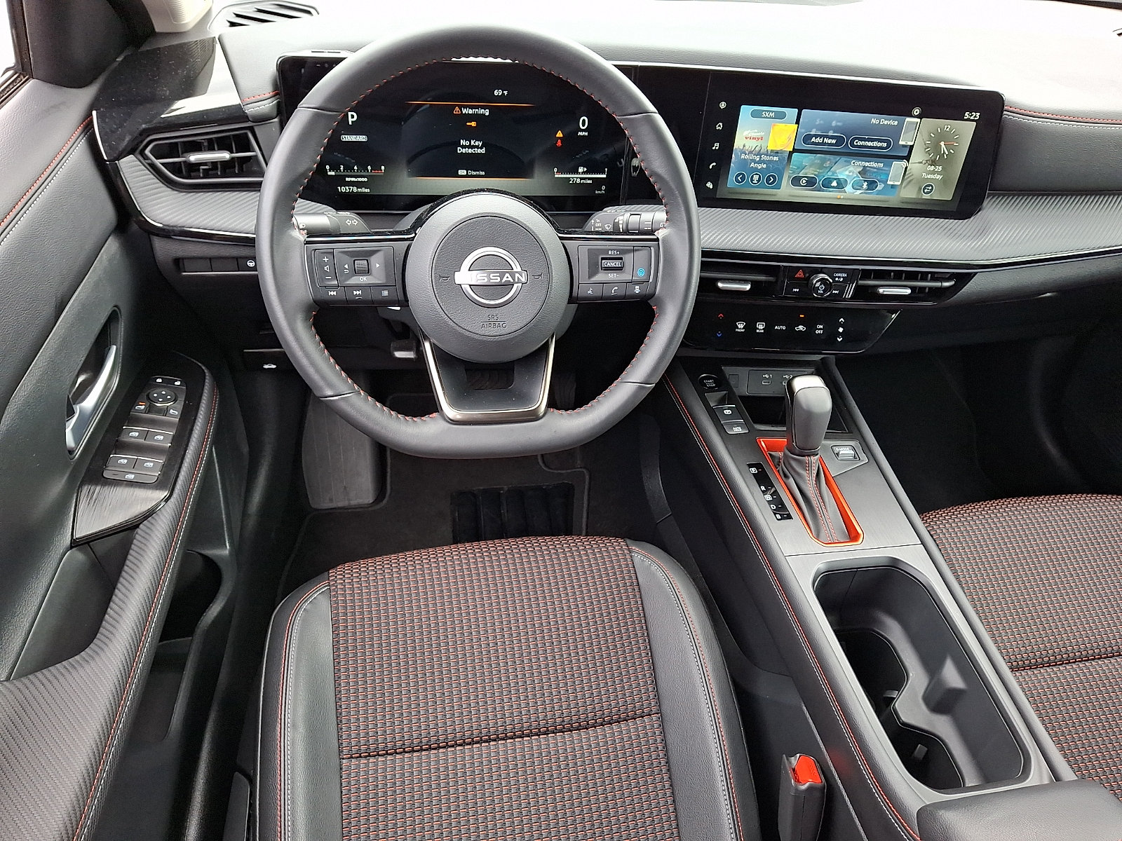 Used 2025 Nissan Kicks SR AWD/4WD image 11