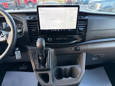 Used 2023 Ford Transit 350 XLT image 5