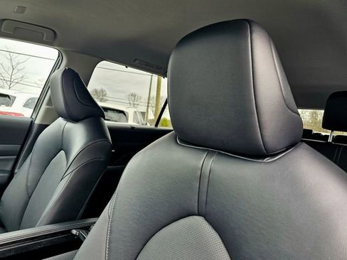 Used 2025 Toyota Grand Highlander AWD image 19