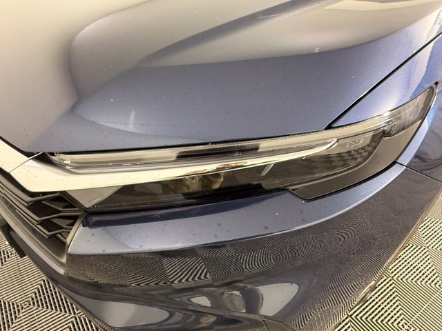 Used 2025 Honda CR-V LX image 11