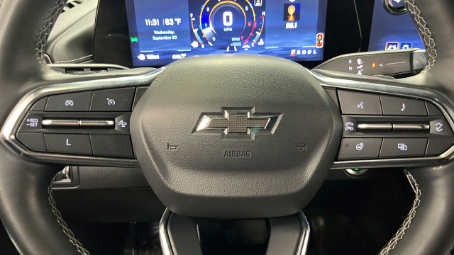 Used 2024 Chevrolet Traverse Z71 AWD/4WD image 17